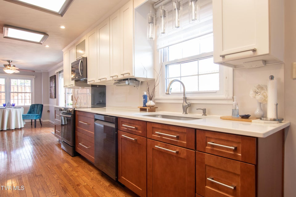 Photo #23: 917 Painter Creek Road