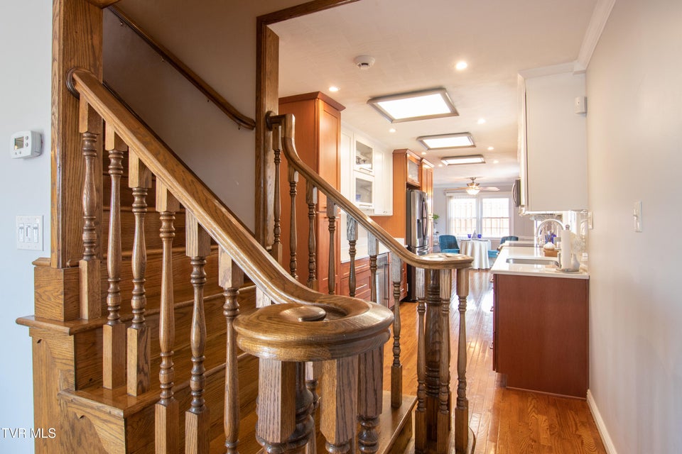 Photo #38: 917 Painter Creek Road