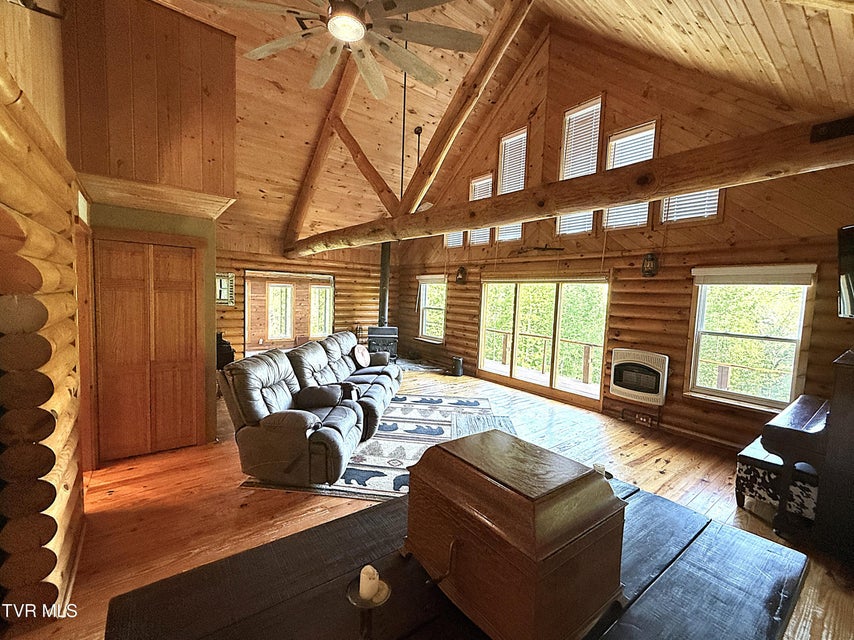 Photo #8: 844 Ortagus Way