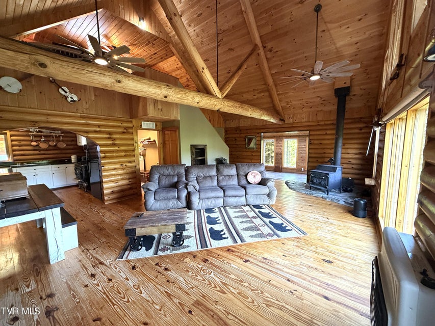Photo #11: 844 Ortagus Way