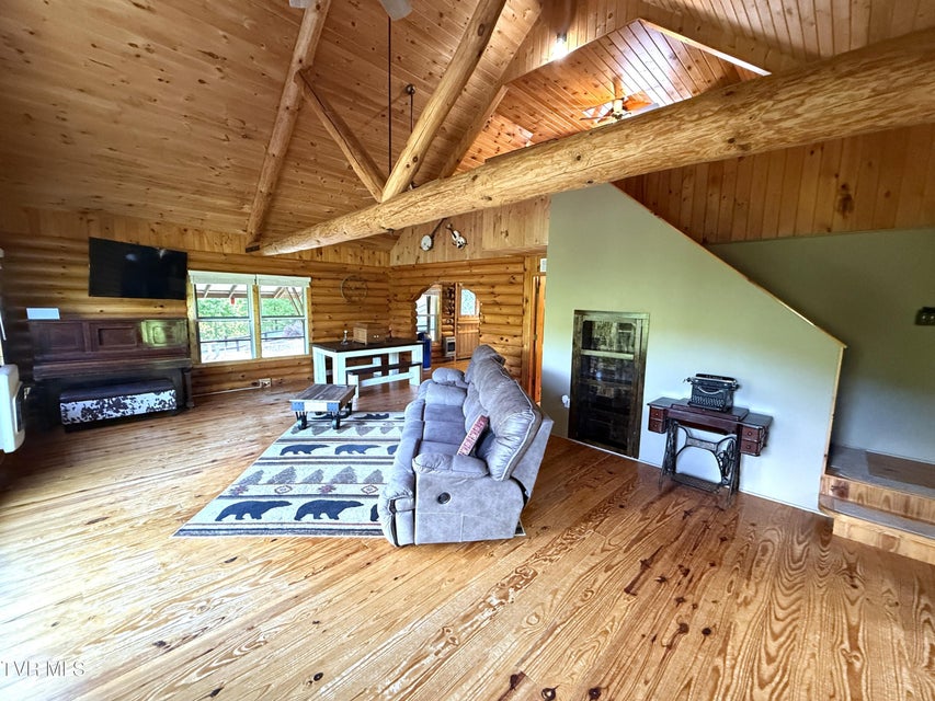 Photo #12: 844 Ortagus Way