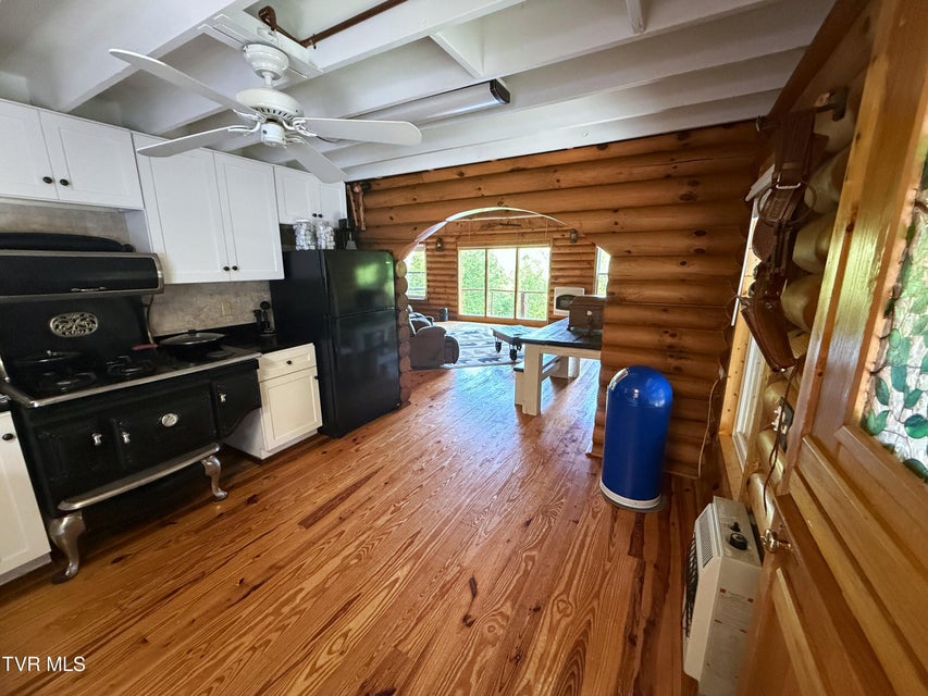 Photo #14: 844 Ortagus Way