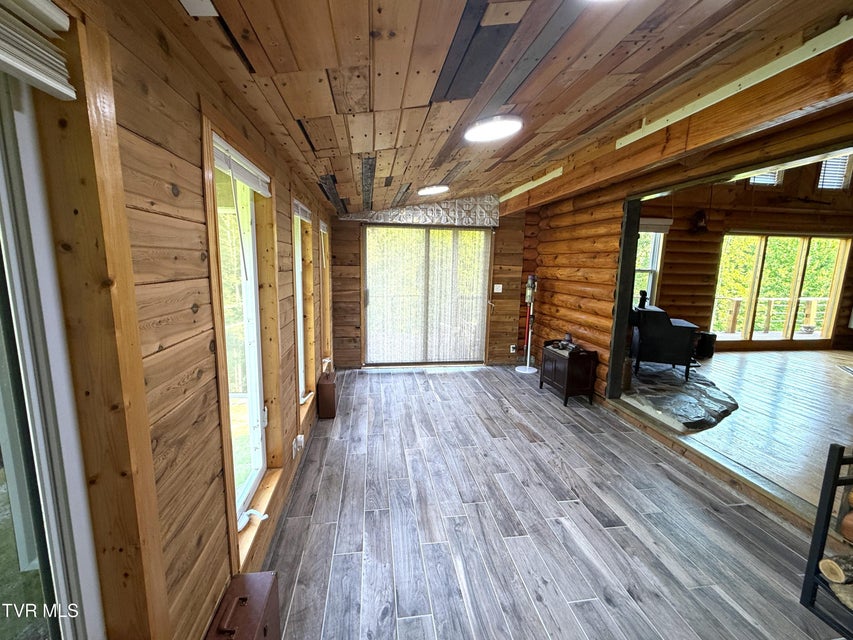 Photo #18: 844 Ortagus Way