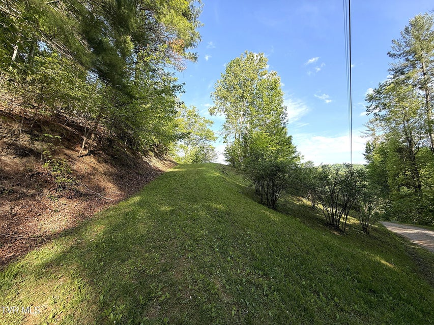 Photo #37: 844 Ortagus Way