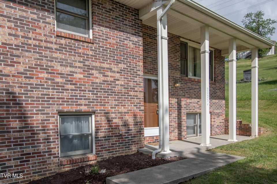 Photo #6: 22234 Pinebrook Drive