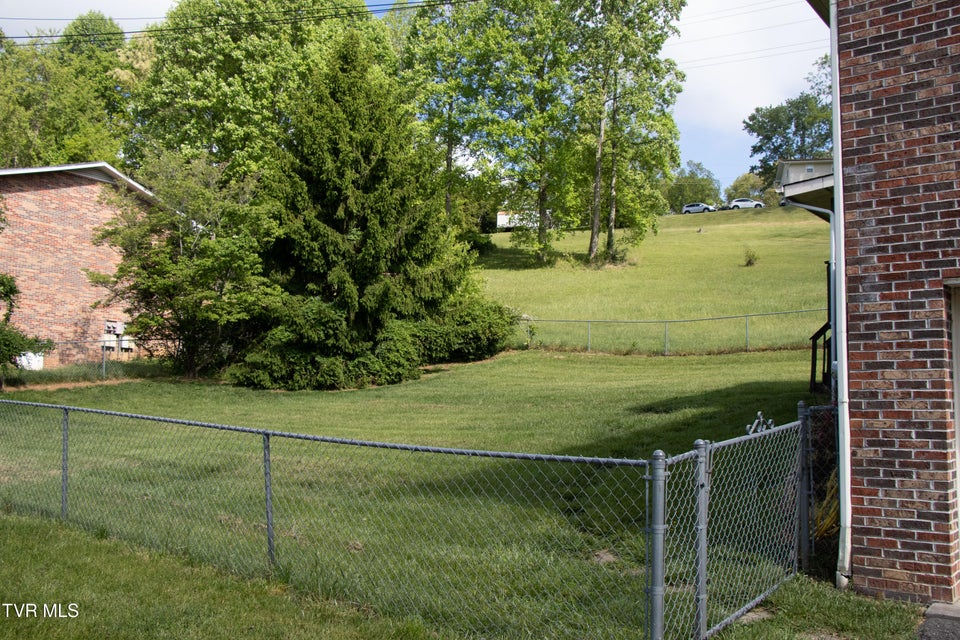 Photo #8: 22234 Pinebrook Drive