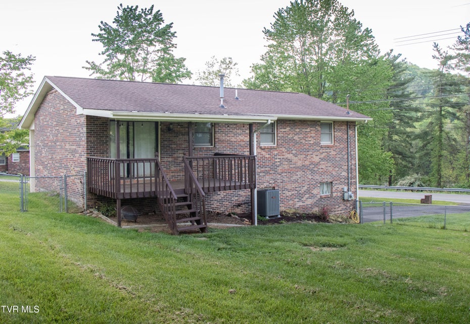 Photo #11: 22234 Pinebrook Drive