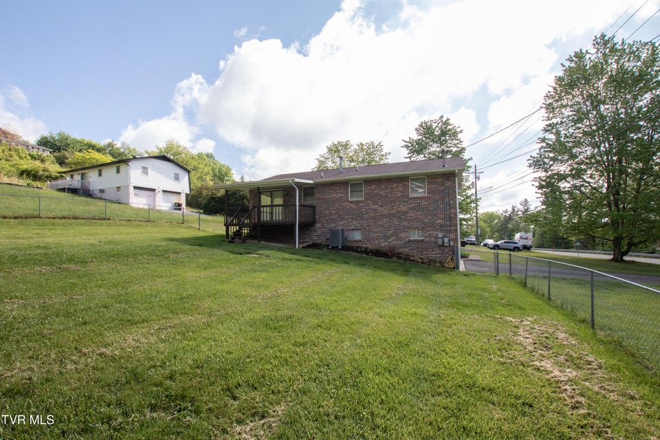 Photo #16: 22234 Pinebrook Drive