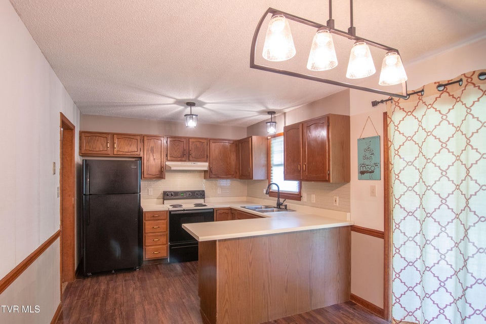 Photo #21: 22234 Pinebrook Drive