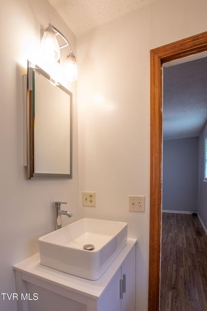 Photo #30: 22234 Pinebrook Drive