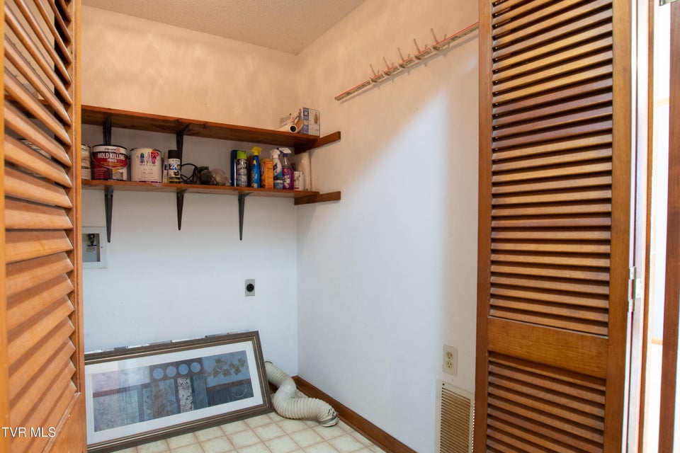 Photo #36: 22234 Pinebrook Drive