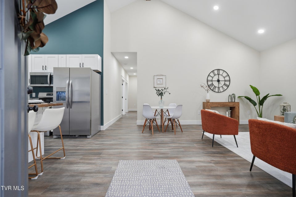 Photo #5: 389 Wallace Pike