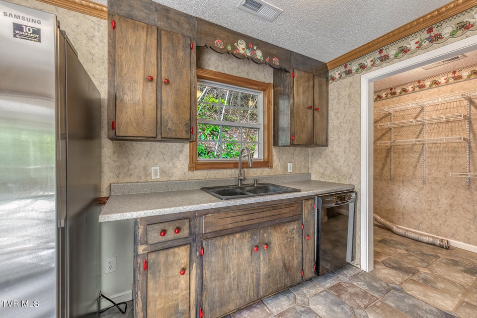 Photo #10: 514 Piney Grove Road