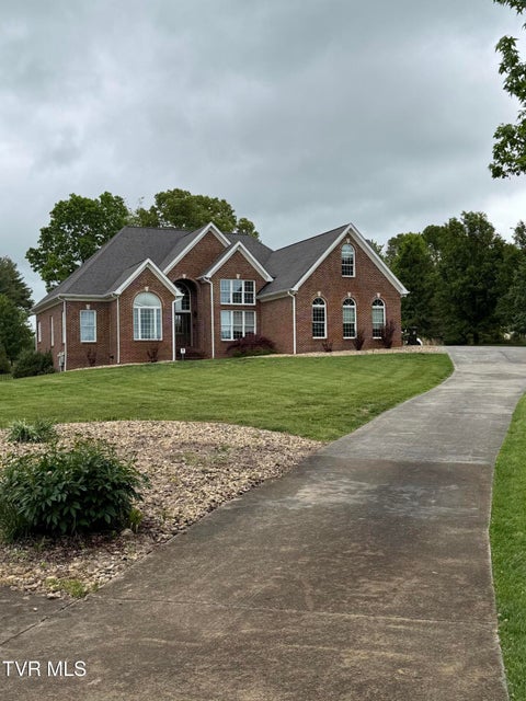 Photo #3: 512 Club Pointe Drive