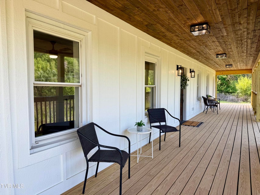 Photo #4: 509 Island Road