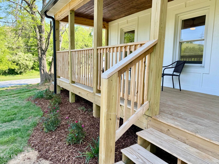 Photo #7: 509 Island Road