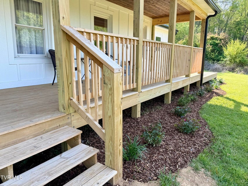 Photo #8: 509 Island Road