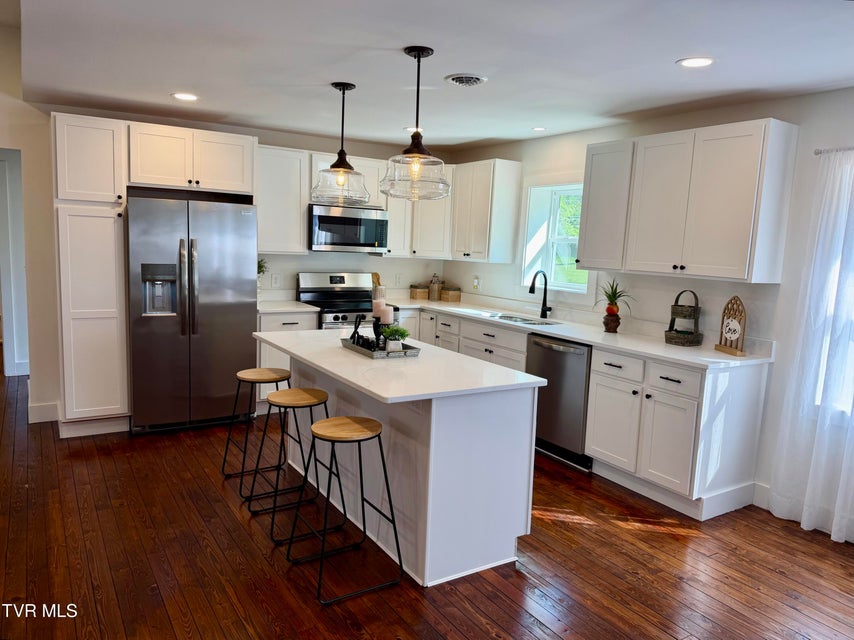 Photo #11: 509 Island Road