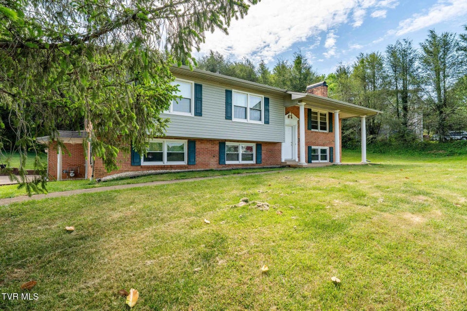 Photo #56: 1712 Willowood Court