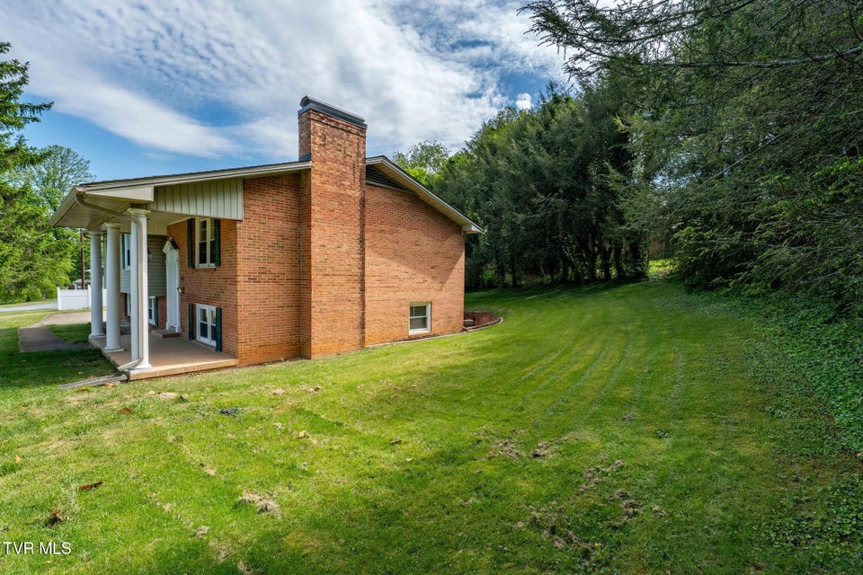 Photo #49: 1712 Willowood Court