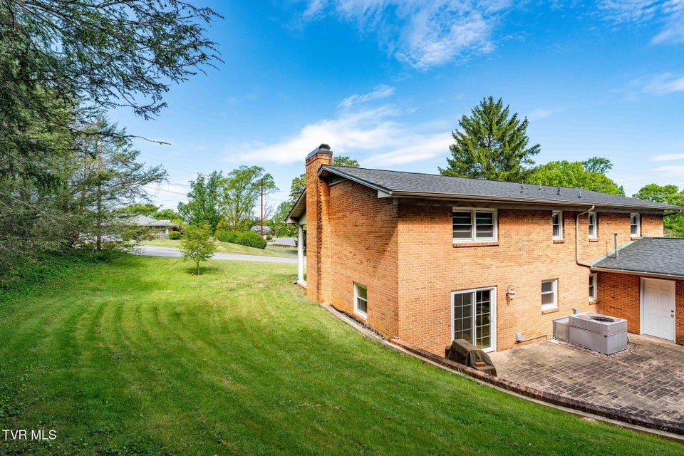 Photo #48: 1712 Willowood Court