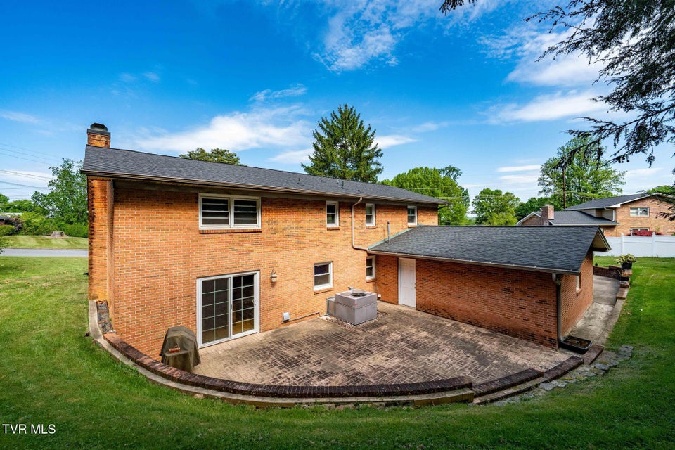 Photo #46: 1712 Willowood Court