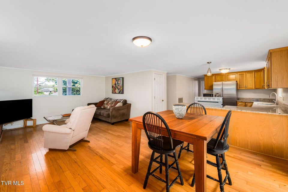 Photo #22: 1712 Willowood Court