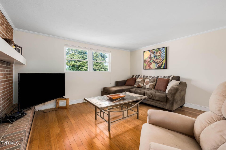 Photo #26: 1712 Willowood Court