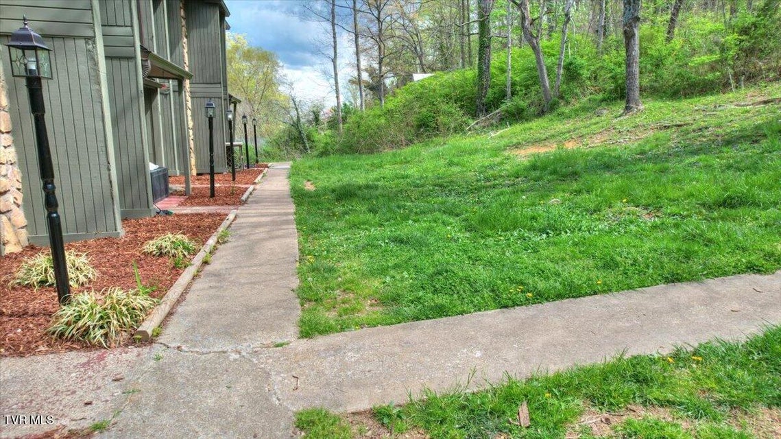 Photo #4: 1419 Colony Park Drive
