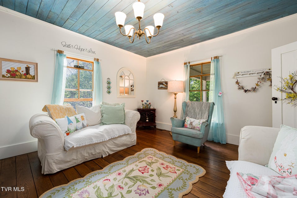 Photo #14: 985 Chuckey Pike