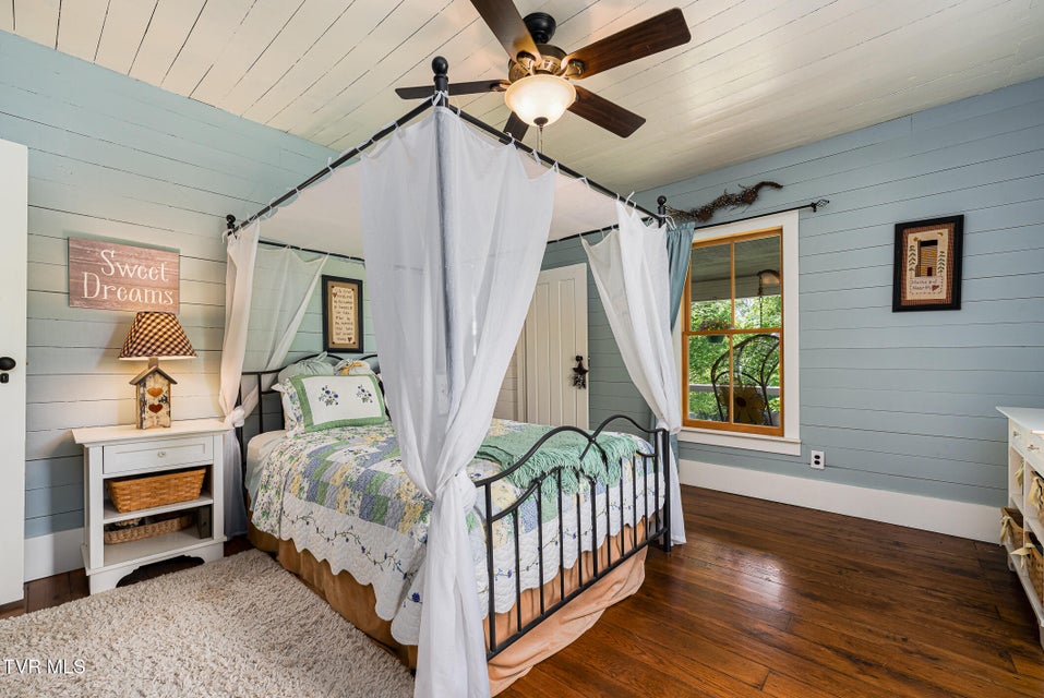 Photo #16: 985 Chuckey Pike