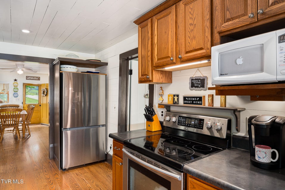 Photo #21: 985 Chuckey Pike