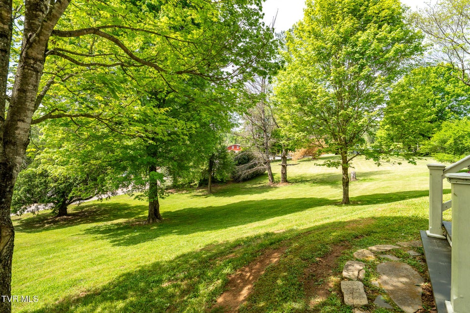 Photo #35: 985 Chuckey Pike