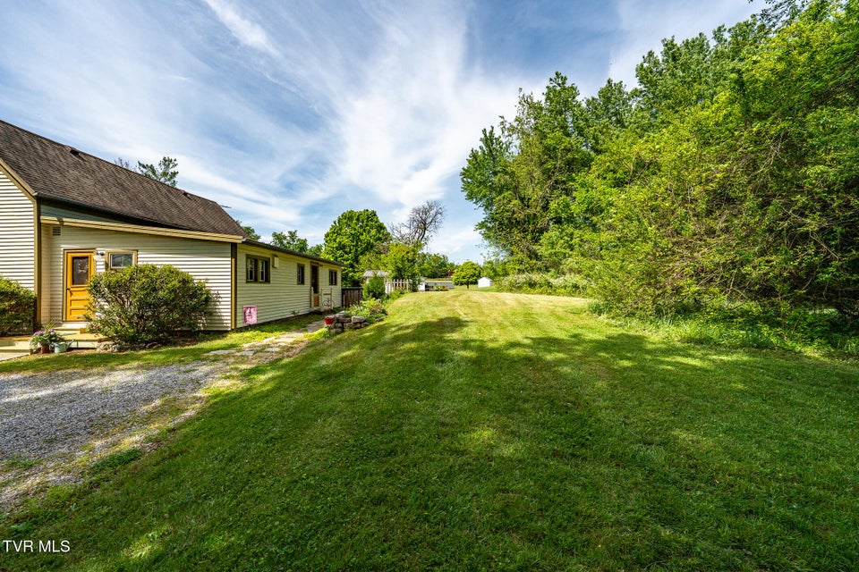 Photo #39: 985 Chuckey Pike