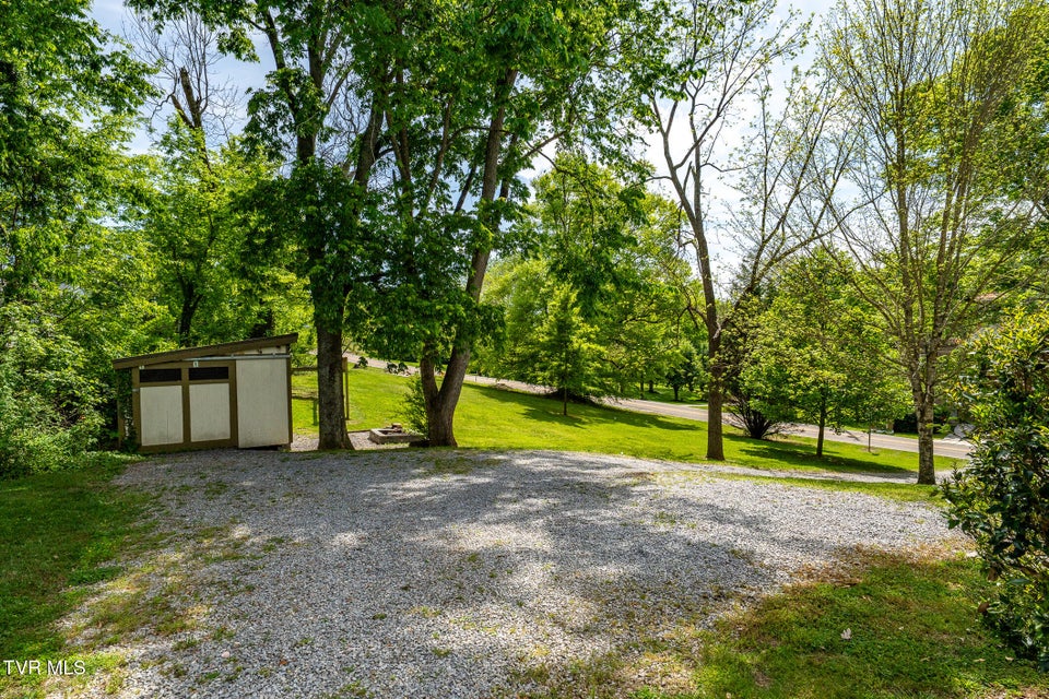 Photo #41: 985 Chuckey Pike