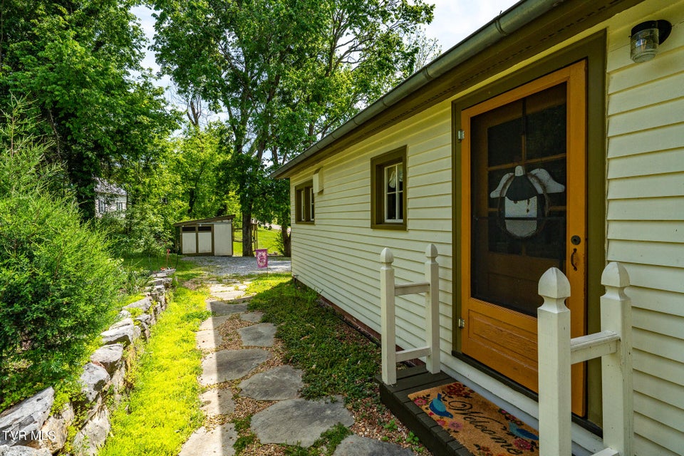 Photo #48: 985 Chuckey Pike