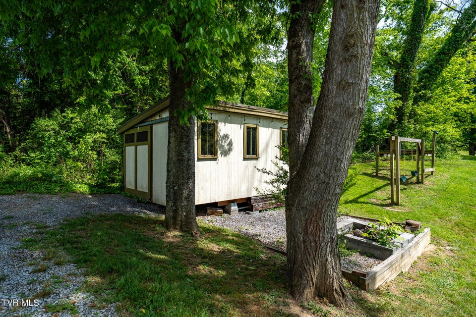 Photo #42: 985 Chuckey Pike