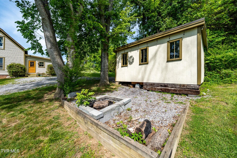 Photo #44: 985 Chuckey Pike