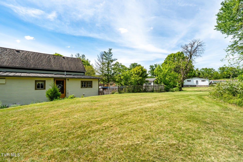 Photo #51: 985 Chuckey Pike