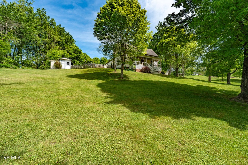 Photo #62: 985 Chuckey Pike