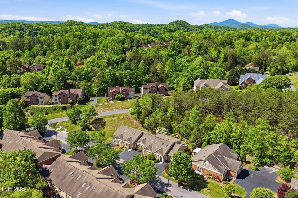 Photo #38: 304 Arbor Terrace