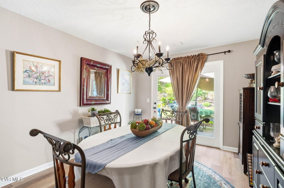 Photo #19: 304 Arbor Terrace