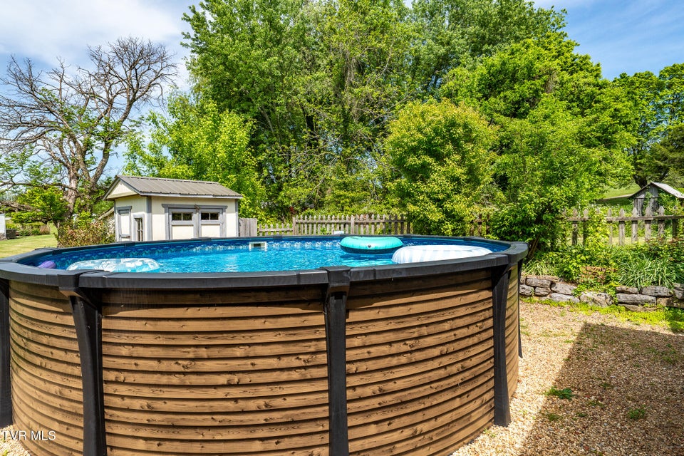 Photo #57: 985 Chuckey Pike