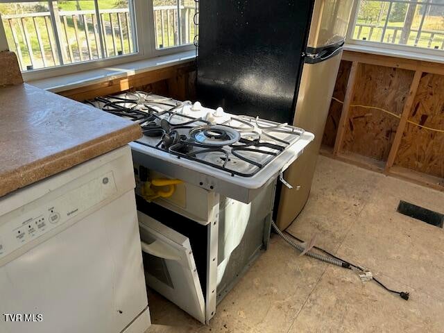 Photo #16: 742 Black Sheep Hollow Road