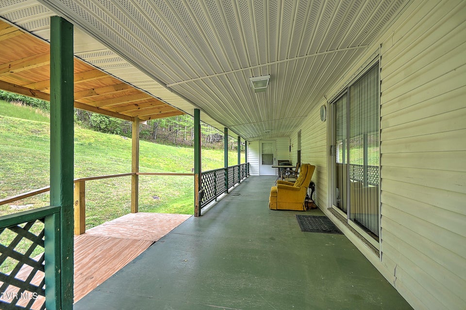 Photo #3: 903 Flatwoods Road