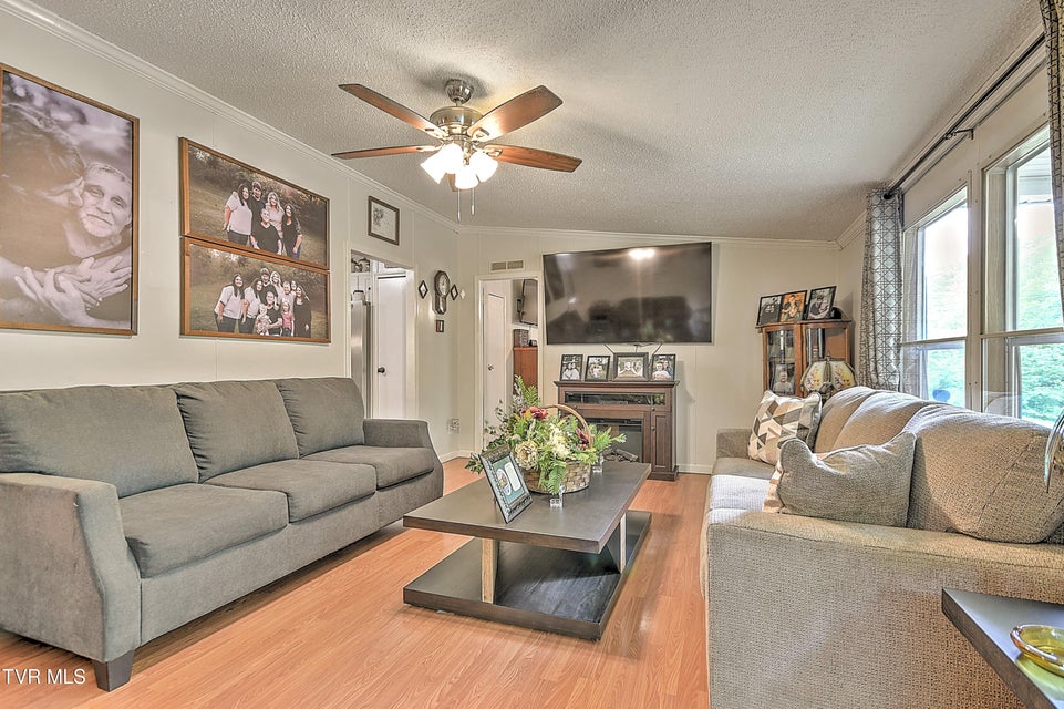 Photo #5: 903 Flatwoods Road