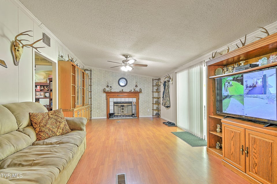 Photo #20: 903 Flatwoods Road