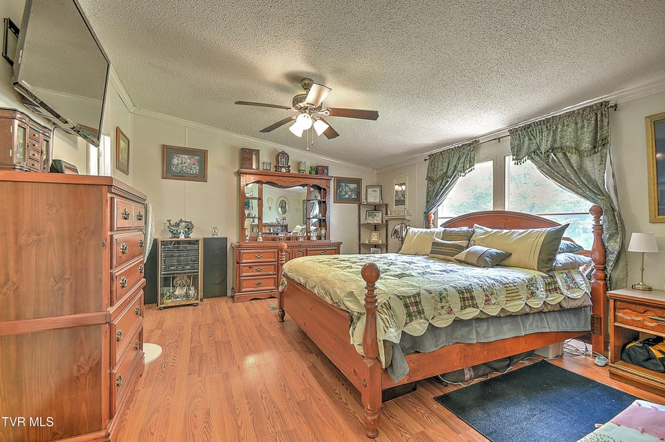 Photo #29: 903 Flatwoods Road