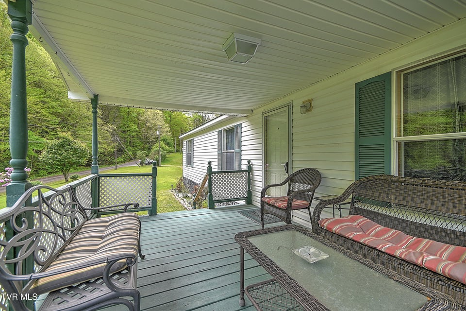 Photo #34: 903 Flatwoods Road