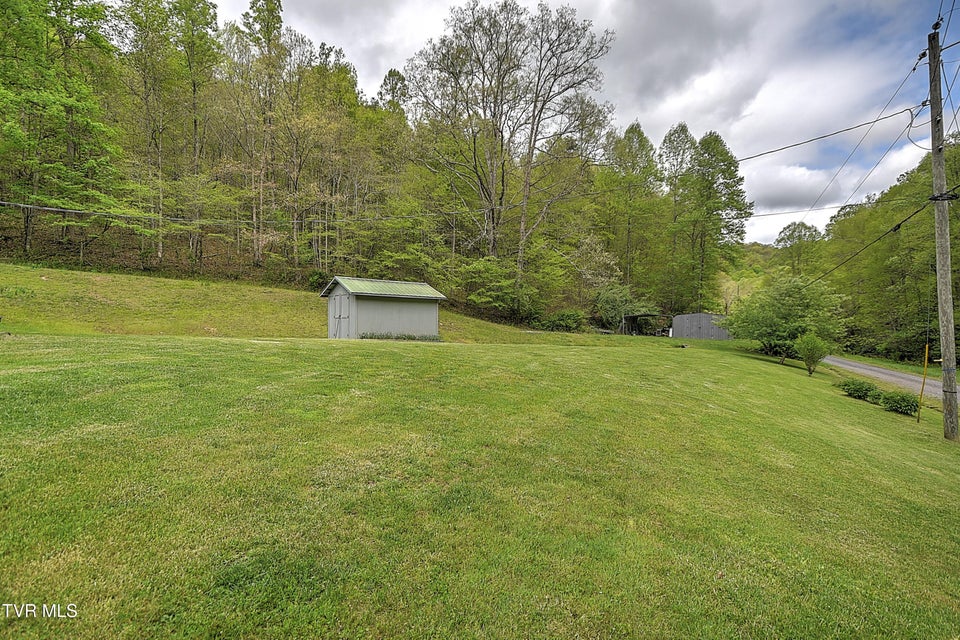 Photo #35: 903 Flatwoods Road